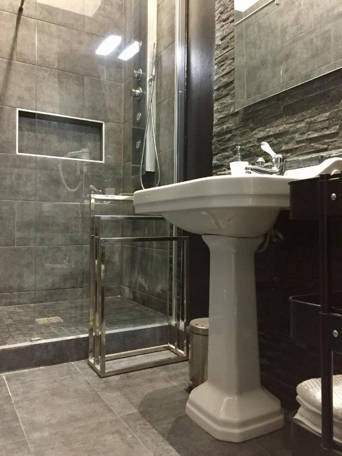 Appartement Marais Parijs Buitenkant foto